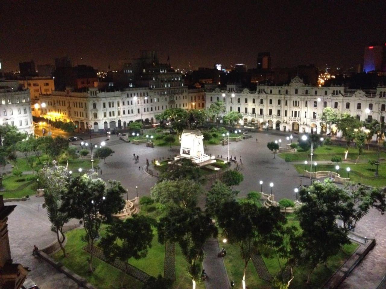 HEART OF PLAZA SAN MARTIN - 2 Boutique Apartments Lima Extérieur photo